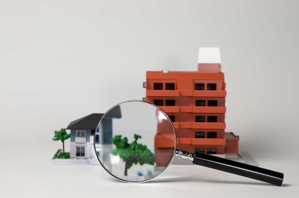 Complexity of the strata corporation